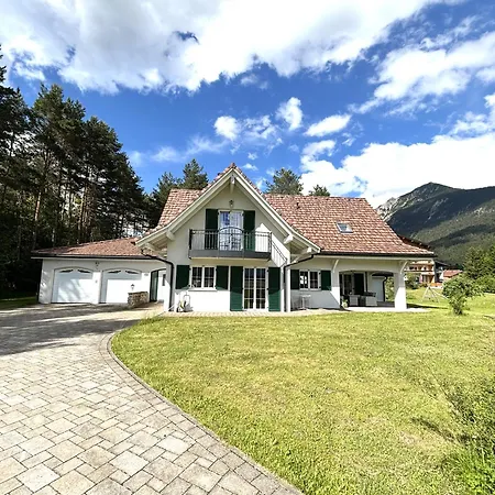 Ferienhaus Charmantes Haus Im Lechtal Stanzach
